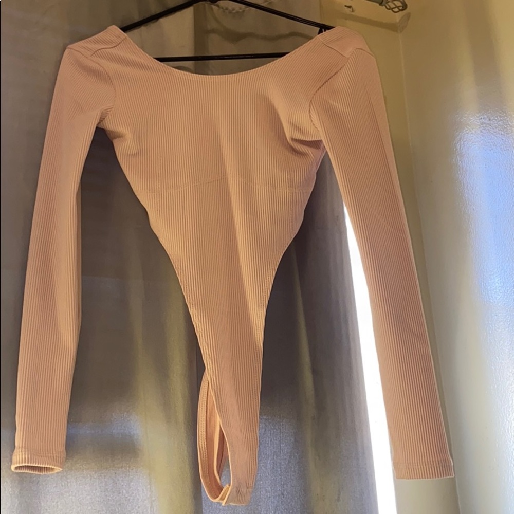 Hight cut bodysuit